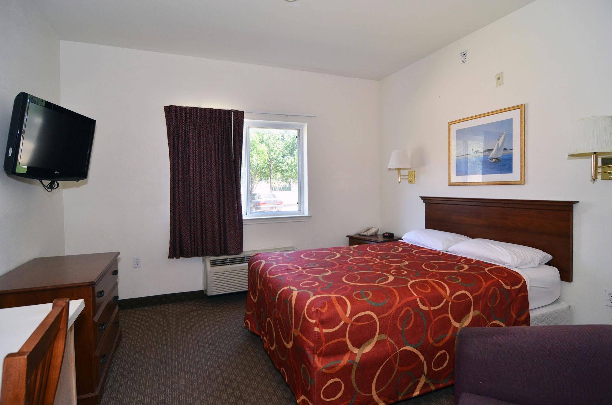 Intown Suites Extended Stay Austin Tx - Research Blvd Jollyville Exterior photo